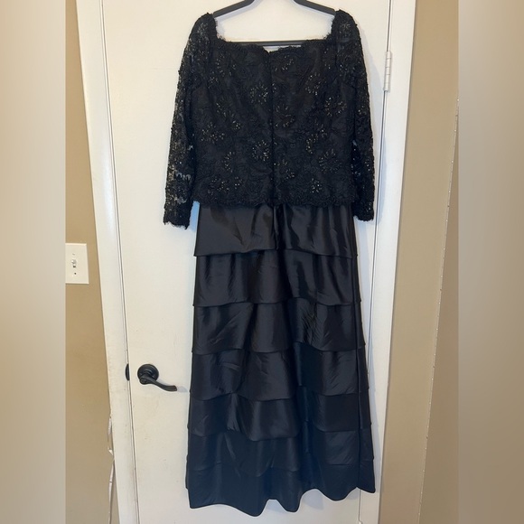 JOVANI Beaded Lace Gown Dress Mother Bride Evening Formal Black Tie Size 14 - Picture 5 of 10